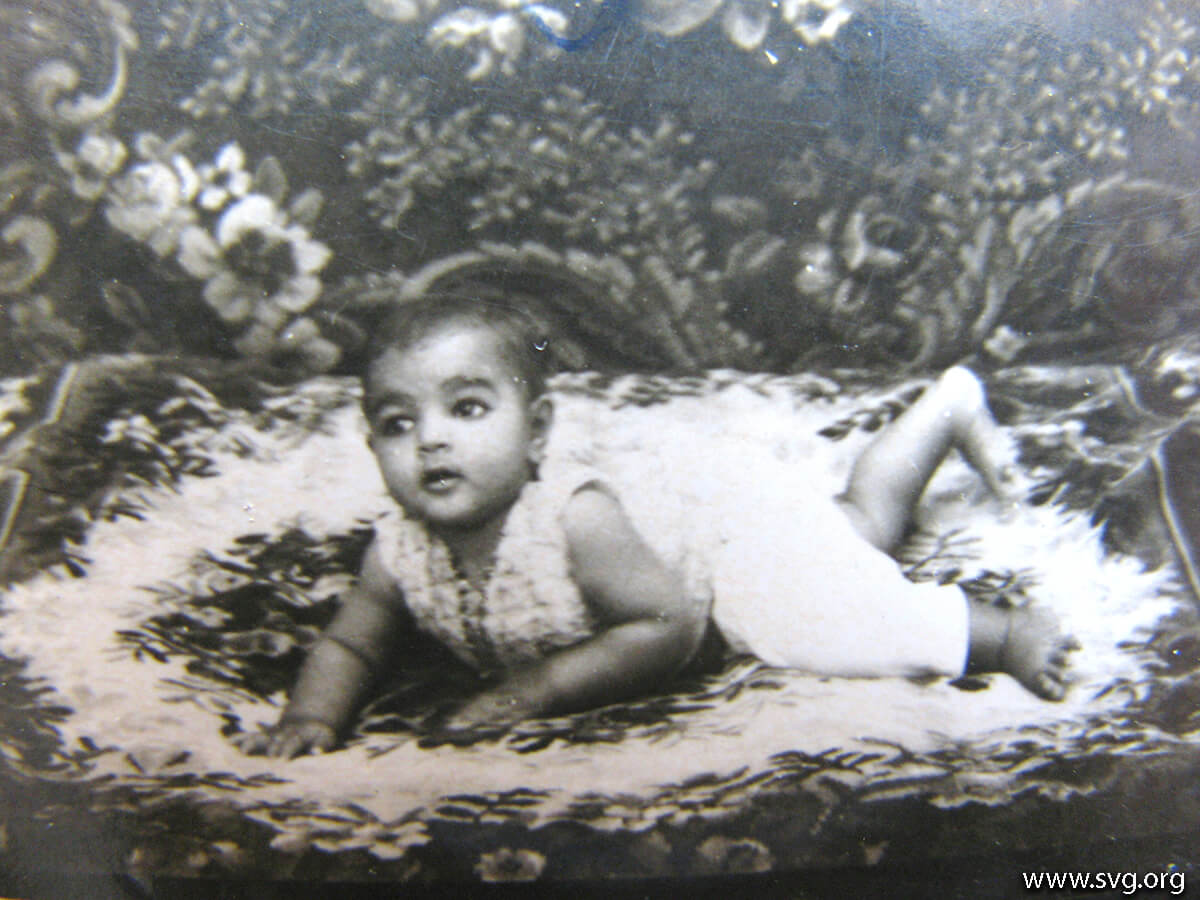 Acharya Shree Ajendraprasadji Maharaj - 69th Birthday(2)