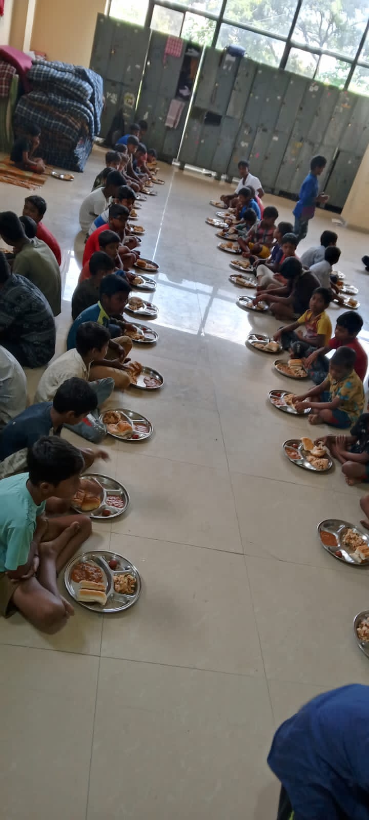 SVG Charity Food Distribution – Kandivali Mumbai 05 Oct 2022 6